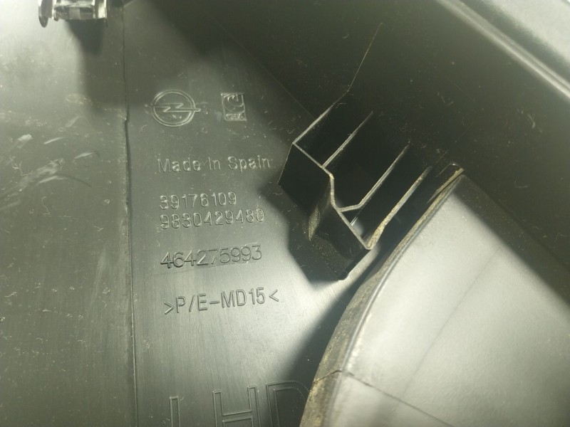 Recambio de guantera para opel corsa f (p2jo) 1.2 (68) referencia OEM IAM  9830429480 