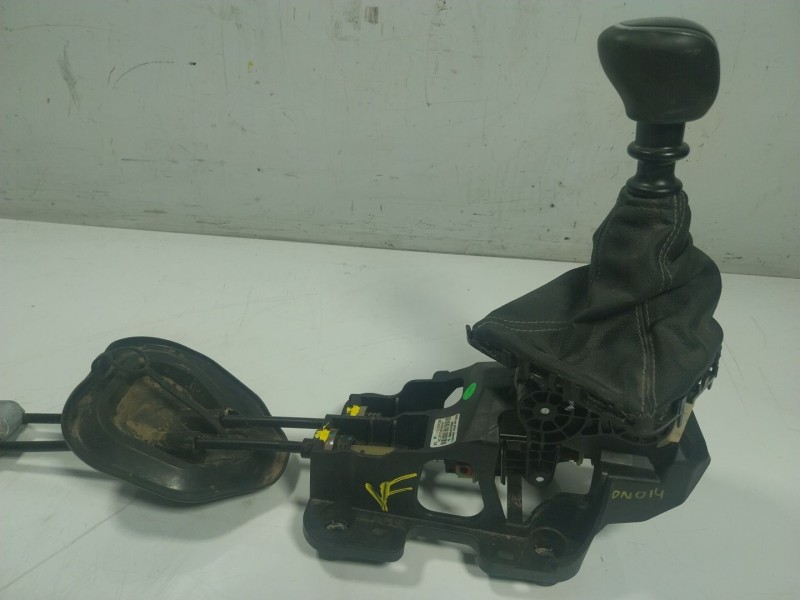 Recambio de palanca cambio para opel corsa f (p2jo) 1.2 (68) referencia OEM IAM  9824161680 