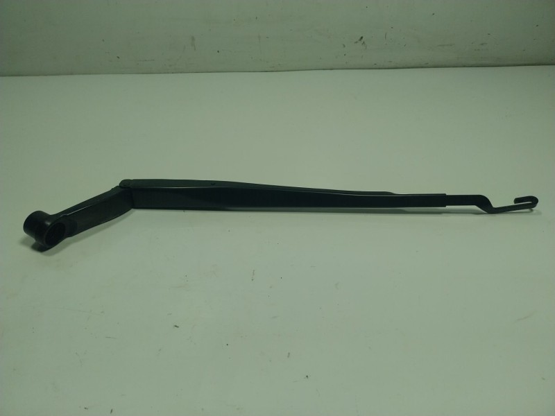 Recambio de brazo limpia delantero izquierdo para hyundai i30 (pde, pd, pden) 2.0 n referencia OEM IAM   