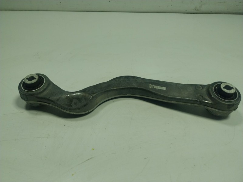 Recambio de brazo suspension superior trasero derecho para land rover range rover evoque referencia OEM IAM LR078519  