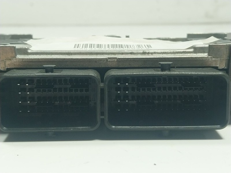 Recambio de centralita motor uce para mg mg zs suv 1.5 vti referencia OEM IAM  11033128 