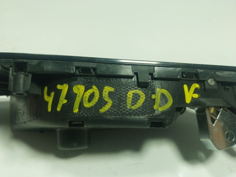 Recambio de maneta interior delantera derecha para mg mg zs suv 1.5 vti referencia OEM IAM   