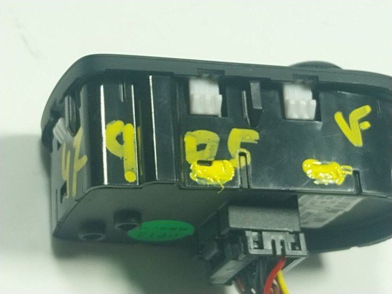 Recambio de mando retrovisor para mg mg zs suv 1.5 vti referencia OEM IAM  10356259 