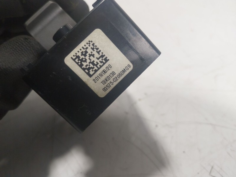 Recambio de mando elevalunas delantero derecho para hyundai ioniq (ae) 1.6 gdi hybrid referencia OEM IAM  93575G2060MGS 