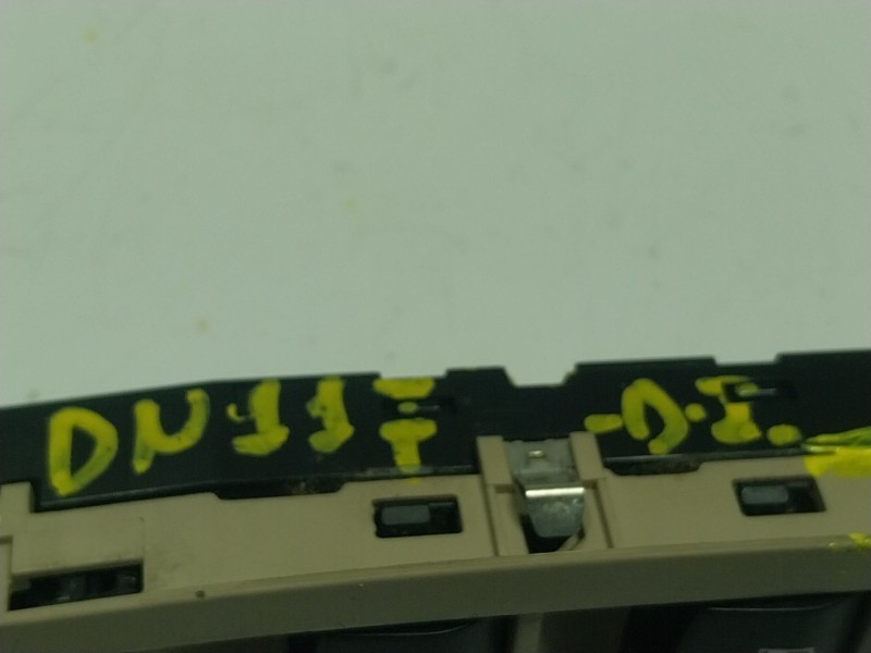 Recambio de mando elevalunas delantero izquierdo para bmw 3 (f30, f80) 320 d referencia OEM IAM 61319208108 920810801 