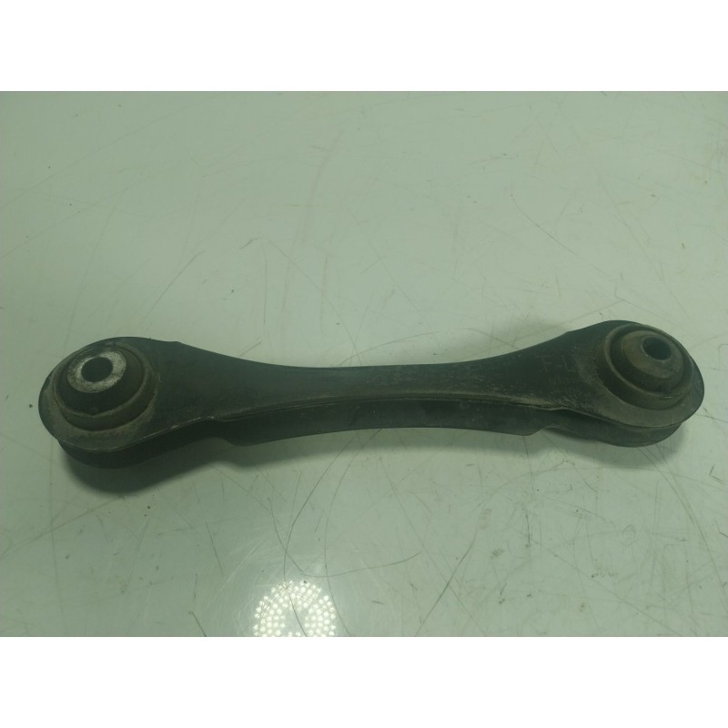 Recambio de brazo suspension superior trasero izquierdo para bmw 3 (f30, f80) 320 d referencia OEM IAM 33326792539  