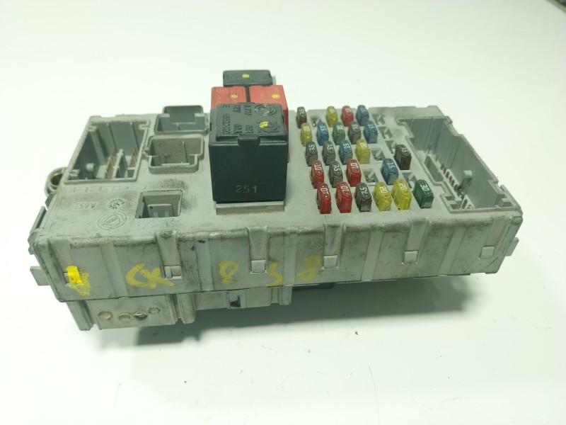 Recambio de caja reles / fusibles para fiat doblo (119) 1.9 diesel cat referencia OEM IAM  46817785NPL 