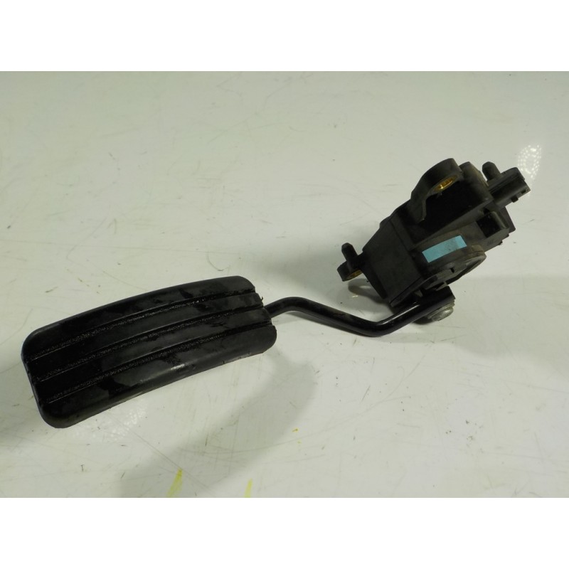 Recambio de potenciometro pedal para renault clio iii 1.5 dci diesel referencia OEM IAM  8200297342B 