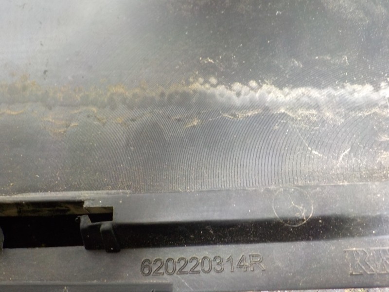 Recambio de paragolpes delantero para renault twizy urban referencia OEM IAM  620220314R 