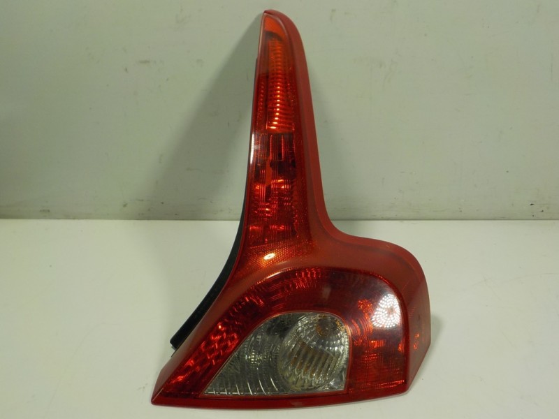 Recambio de piloto trasero derecho para volvo c30 1.6 cat referencia OEM IAM  27710205 