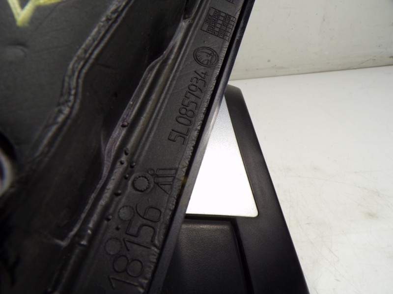 Recambio de espejo derecho para skoda yeti 1.2 tsi referencia OEM IAM 5L1857508AA9B9 5L0857934 
