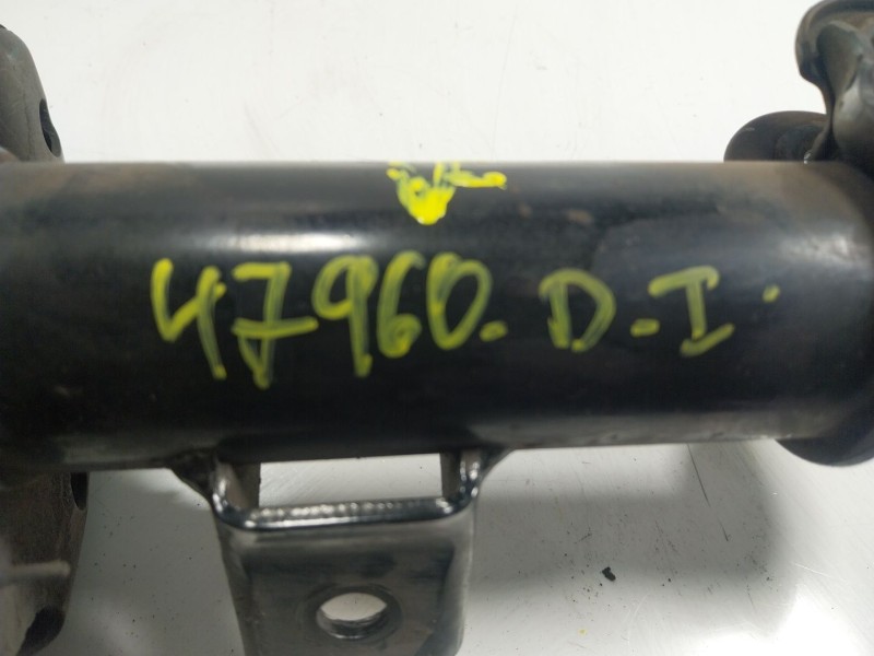 Recambio de amortiguador delantero izquierdo para kia carens iv 1.7 crdi referencia OEM IAM 54650A4053 54650A4053 