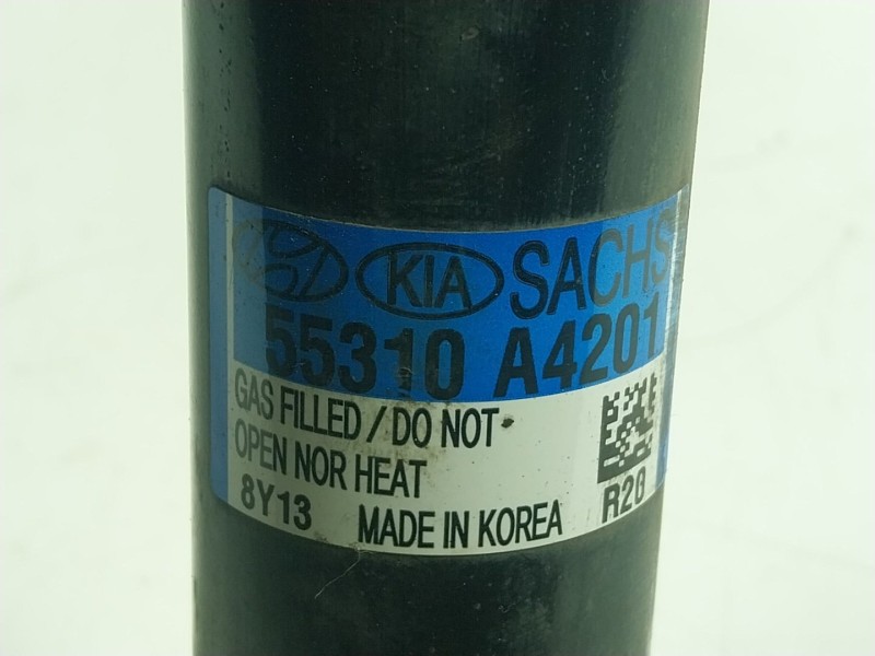 Recambio de amortiguador trasero izquierdo para kia carens iv 1.7 crdi referencia OEM IAM 55310A4201 55310A4201 