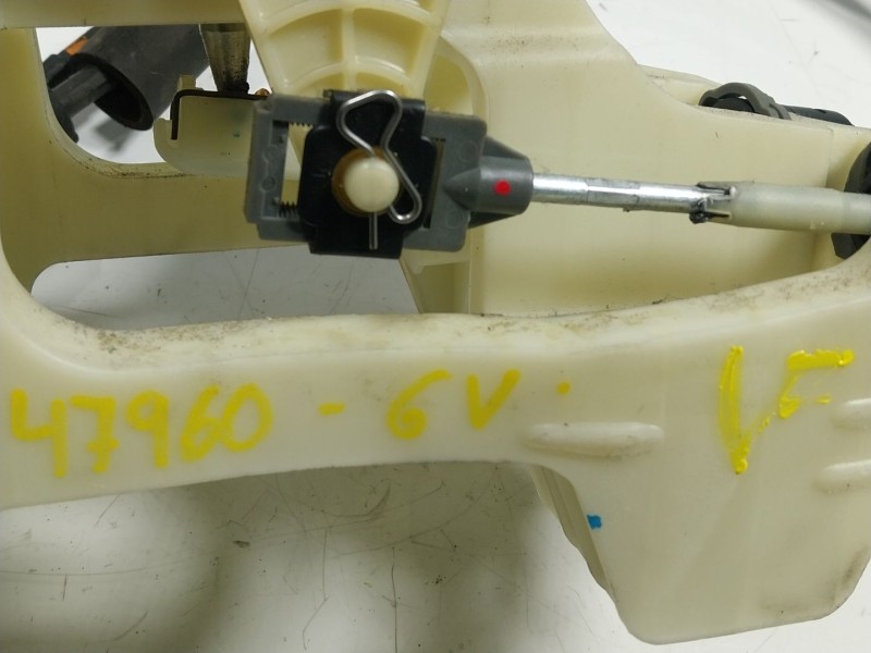 Recambio de palanca cambio para kia carens iv 1.7 crdi referencia OEM IAM 43700A4010 43700A4010 43794A4200