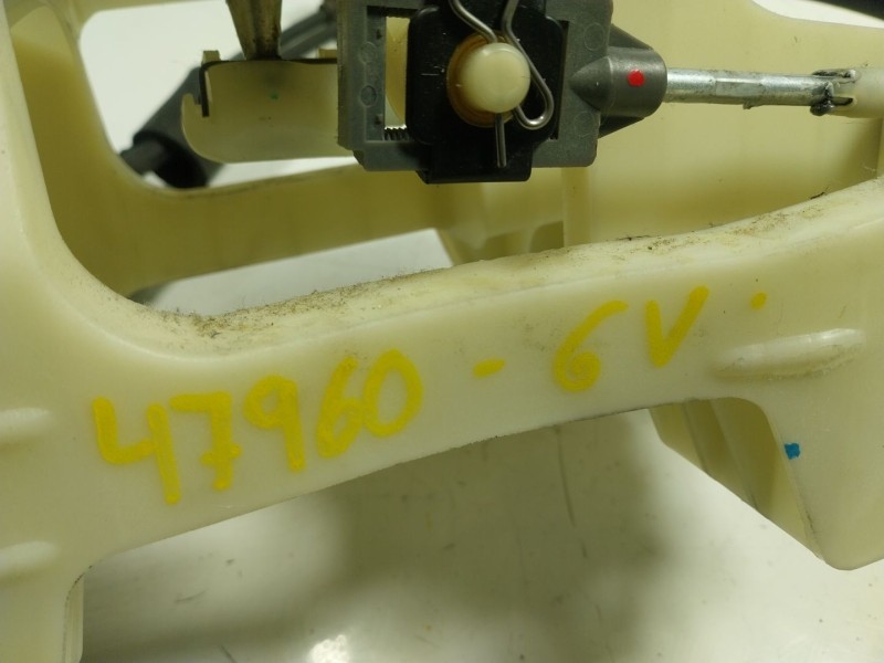 Recambio de palanca cambio para kia carens iv 1.7 crdi referencia OEM IAM 43700A4010 43700A4010 43794A4200