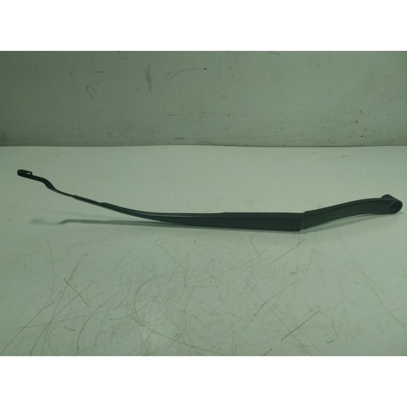 Recambio de brazo limpia delantero derecho para hyundai i40 i (vf) 1.7 crdi referencia OEM IAM 983213Z000  