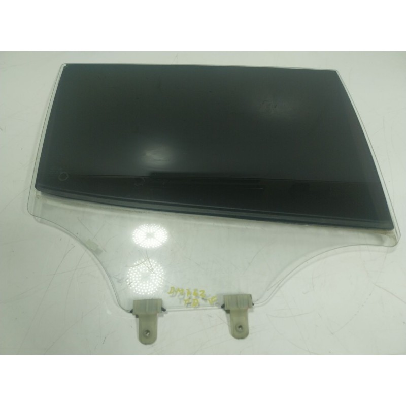 Recambio de cristal puerta trasero derecho para kia stonic (ybcuv) 1.6 crdi cat referencia OEM IAM 83420H8400  