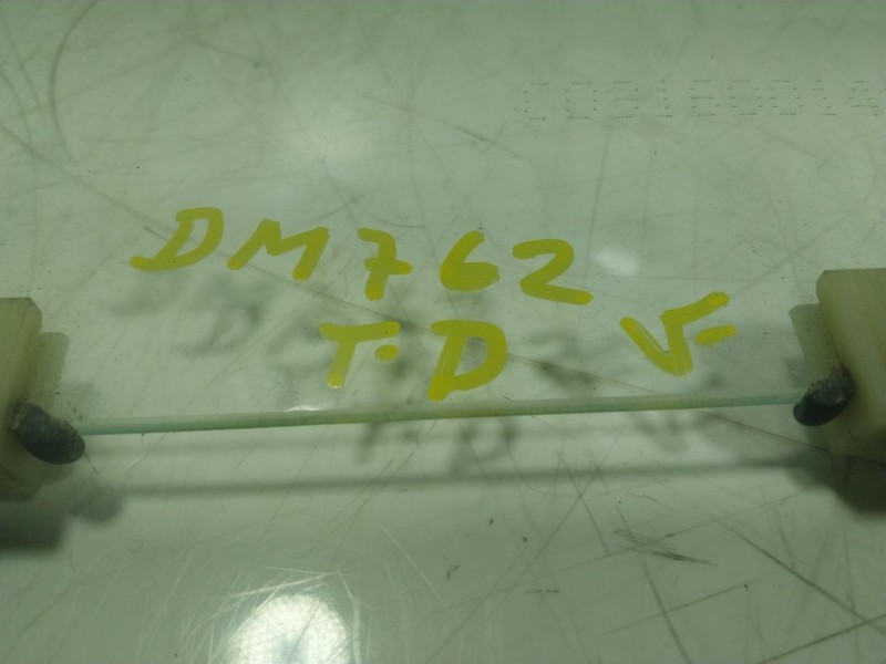 Recambio de cristal puerta trasero derecho para kia stonic (ybcuv) 1.6 crdi cat referencia OEM IAM 83420H8400  