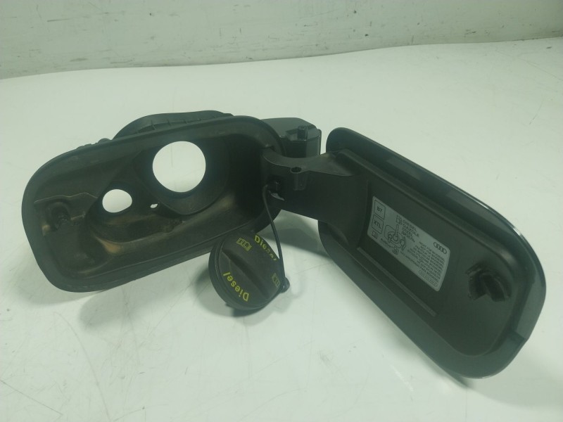 Recambio de tapa combustible para audi q7 4mg 3.0 v6 24v tdi referencia OEM IAM 4M0809907BGRU 4M0809906 