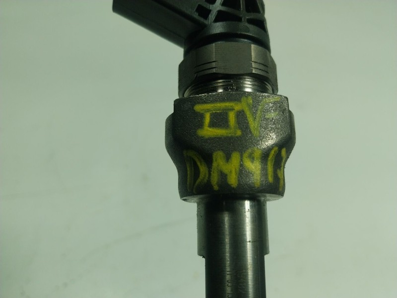 Recambio de inyector para bmw 3 touring (f31) 316 d referencia OEM IAM 13538514146 0445110613 