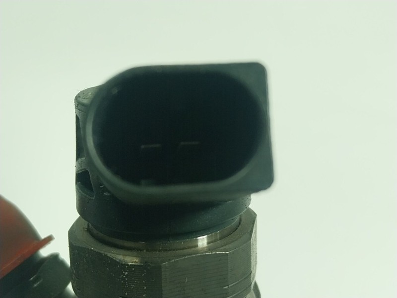 Recambio de inyector para bmw 3 touring (f31) 316 d referencia OEM IAM 13538514146 0445110613 