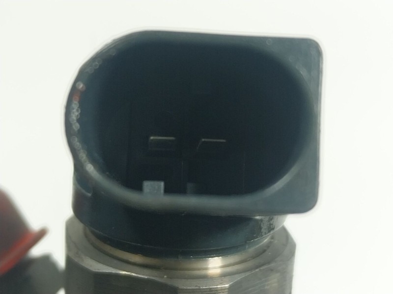 Recambio de inyector para bmw 3 touring (f31) 316 d referencia OEM IAM 13538514146 0445110613 