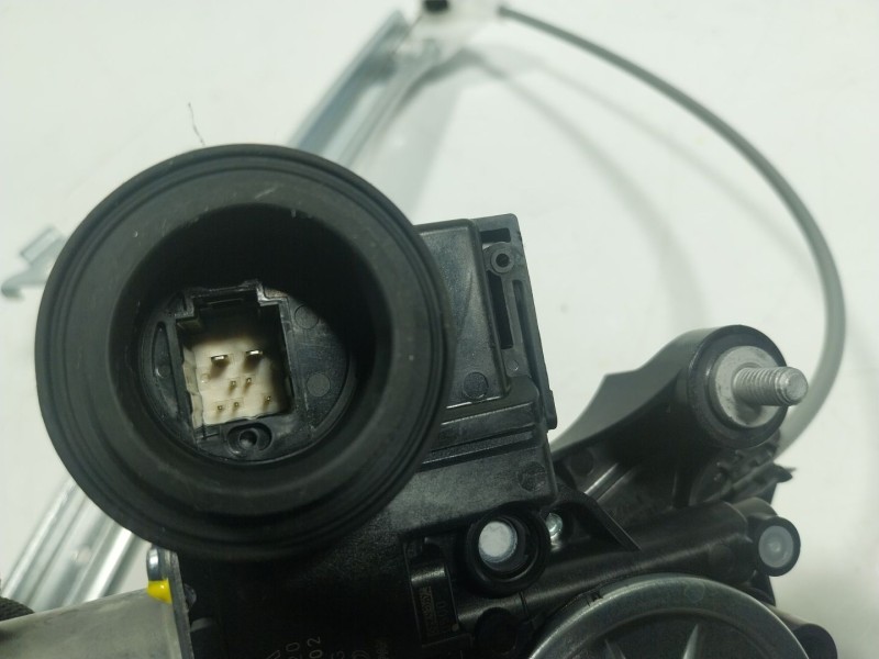 Recambio de elevalunas delantero izquierdo para toyota rav 4 v (_a5_, _h5_) 2.5 hybrid (axap54) referencia OEM IAM  8572012520 