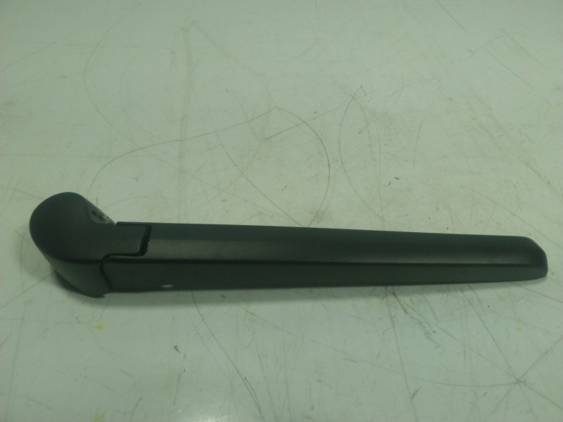 Recambio de brazo limpia trasero para audi a3 sportback (8ya) 30 tdi referencia OEM IAM 4KE9554071P9  