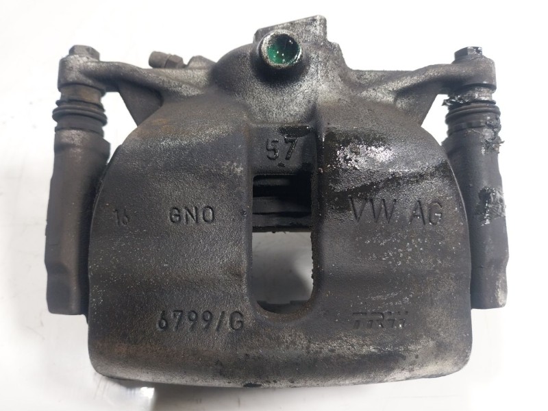 Recambio de pinza freno delantera derecha para audi a3 sportback (8ya) 30 tdi referencia OEM IAM 8V0615124D  