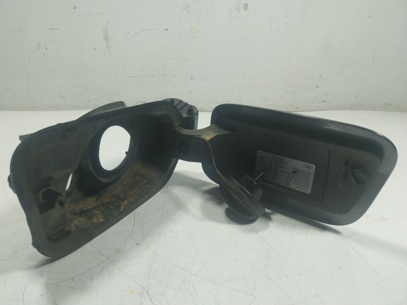 Recambio de tapa combustible para audi a3 sportback (8ya) 30 tdi referencia OEM IAM 8Y4809907GRU 8Y4809906 