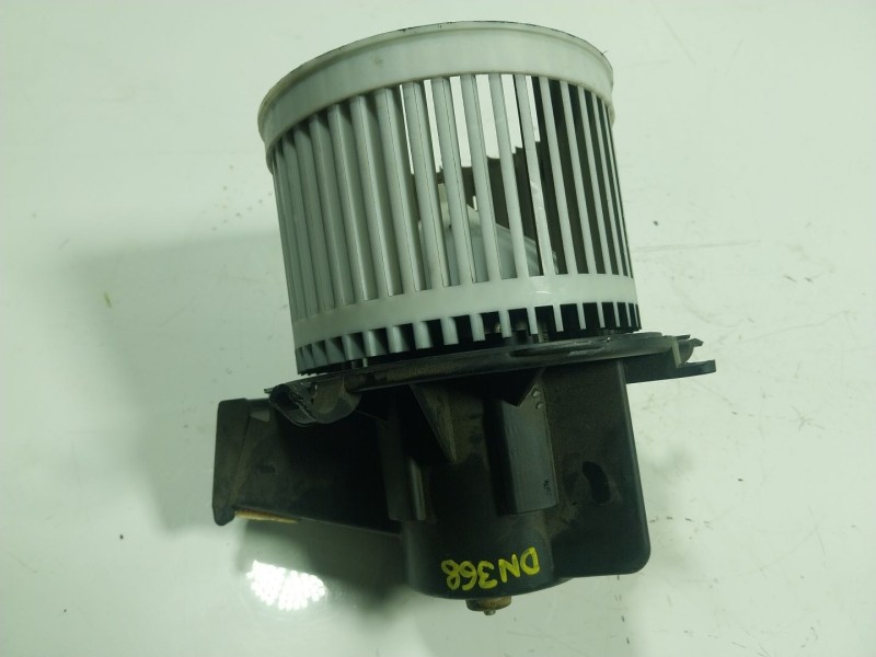 Recambio de motor calefaccion para ford ka (ru8) 1.2 referencia OEM IAM 1751266 2145150947 