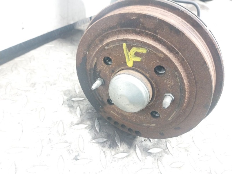 Recambio de puente trasero para ford ka (ru8) 1.2 referencia OEM IAM 1540260  