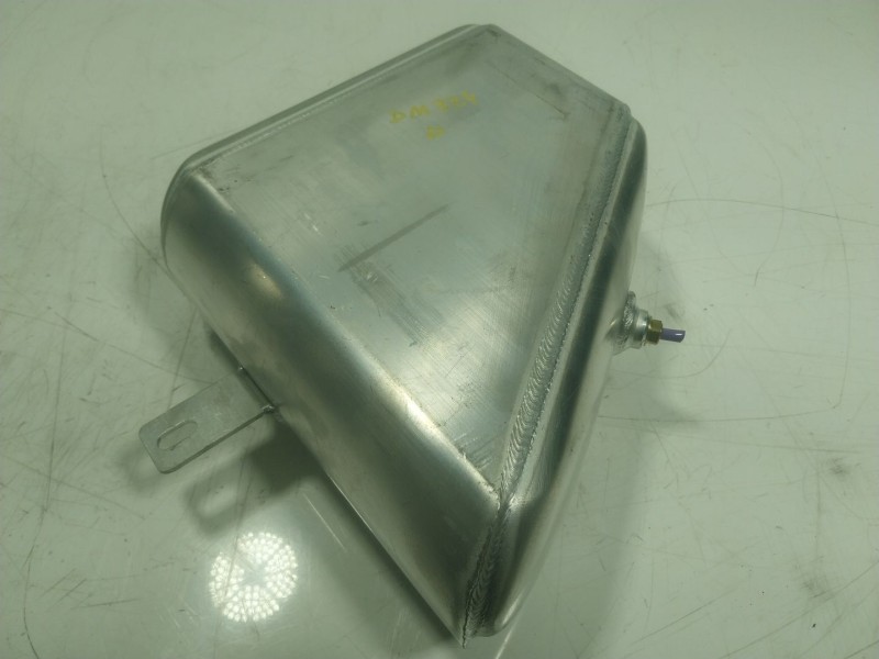 Recambio de deposito suspension para audi q7 4mg 3.0 v6 24v tdi referencia OEM IAM 4M0616204F 4M0616203F 