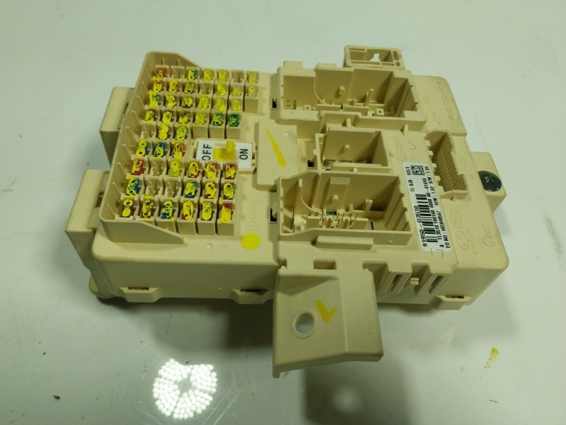 Recambio de caja reles / fusibles para hyundai tucson (tl, tle) 1.7 crdi referencia OEM IAM 91950D3510 91950D3510 