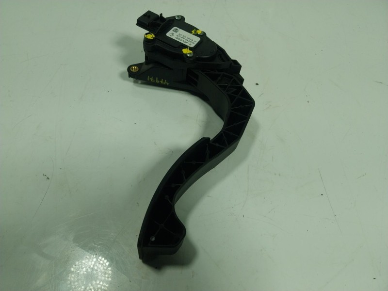 Recambio de potenciometro pedal para dacia sandero ii tce 90 (b8m1, b8ma) referencia OEM IAM 180022703R 180022703R 