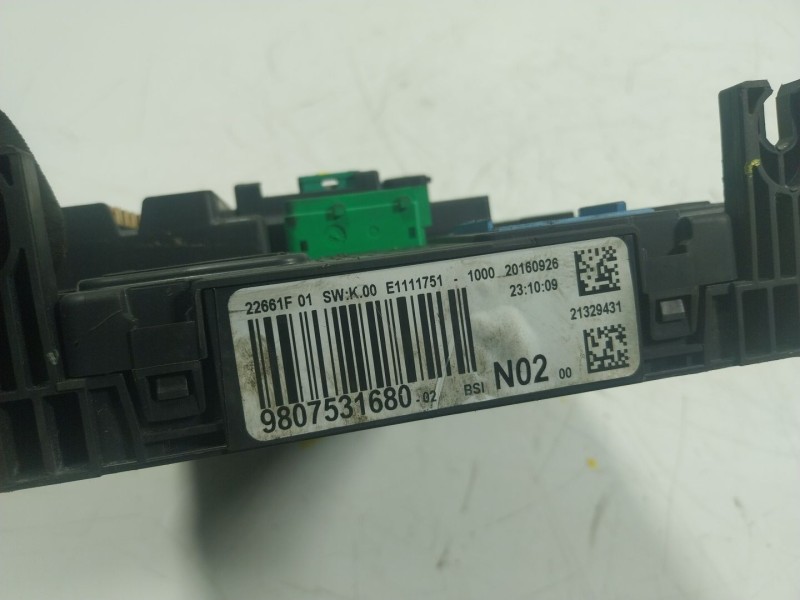 Recambio de caja reles / fusibles para peugeot 208 1.6 blue-hdi fap referencia OEM IAM  9807531680 