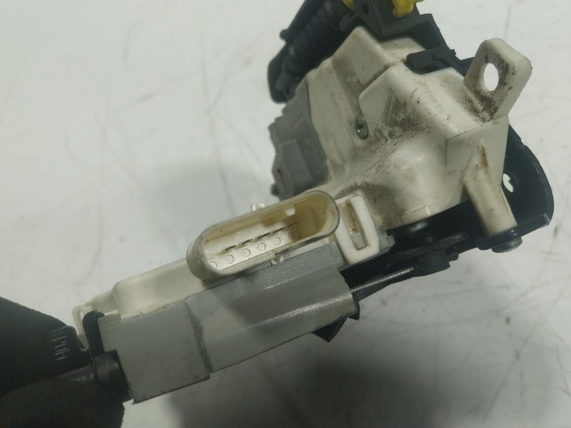 Recambio de cerradura puerta trasera izquierda para audi a1 (8x) 1.6 tdi referencia OEM IAM  8X0839015B 