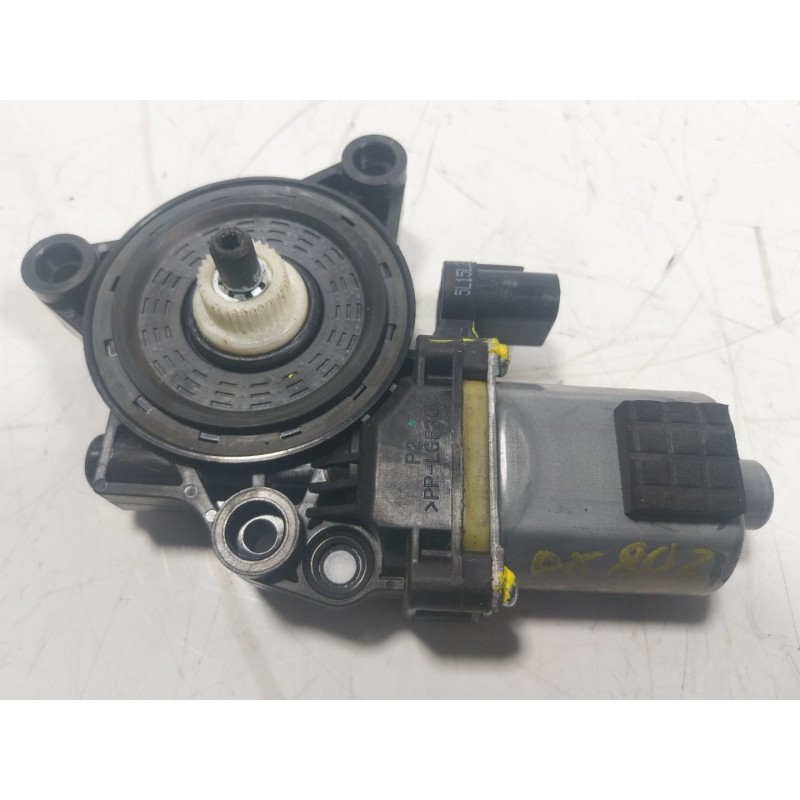 Recambio de motor elevalunas trasero derecho para hyundai tucson tecno safe 2wd bluedrive referencia OEM IAM  83460D7000 