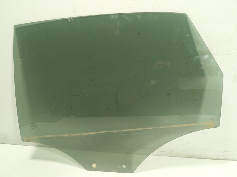 Recambio de cristal puerta trasero izquierdo para audi a1 (8x) 1.6 tdi referencia OEM IAM   