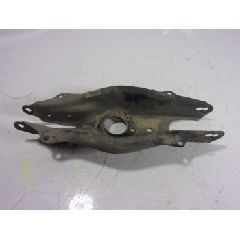 BRAZO SUSPENSION INFERIOR TRASERO DERECHO A2053522000 