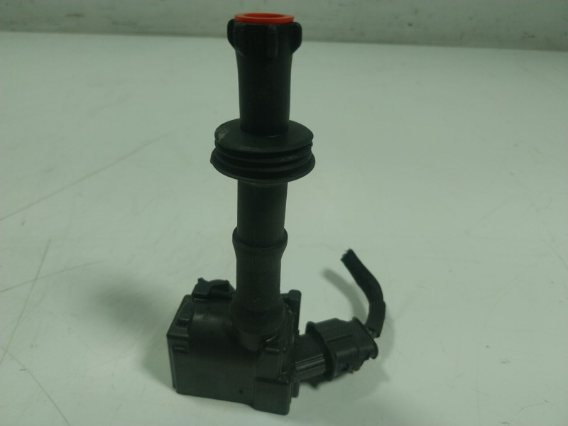 Recambio de bobina para opel corsa f (p2jo) 1.2 (68) referencia OEM IAM  9808653680 