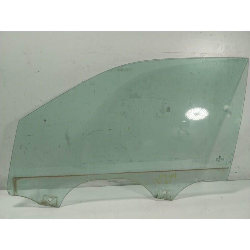 Recambio de cristal puerta delantero izquierdo para skoda fabia iii (nj3) 1.0 referencia OEM IAM 6V0845201C  