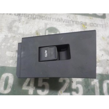 MANDO ELEVALUNAS TRASERO DERECHO 8481002140 