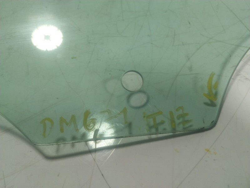 Recambio de cristal puerta trasero izquierdo para land rover range rover evoque referencia OEM IAM LR114605  