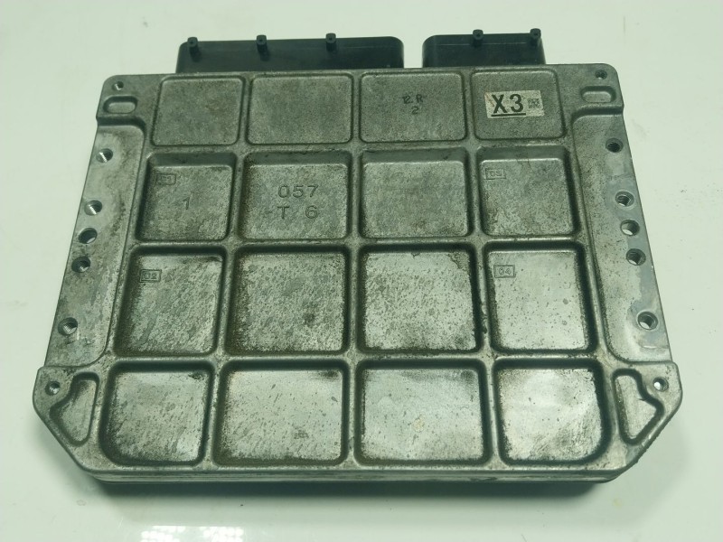 Recambio de centralita motor uce para toyota prius (_w3_) 1.8 hybrid (zvw3_) referencia OEM IAM  8966147540 