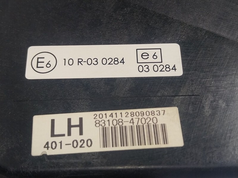Recambio de cuadro instrumentos para toyota prius (_w3_) 1.8 hybrid (zvw3_) referencia OEM IAM  8310847020 