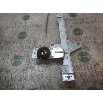 ELEVALUNAS TRASERO DERECHO 