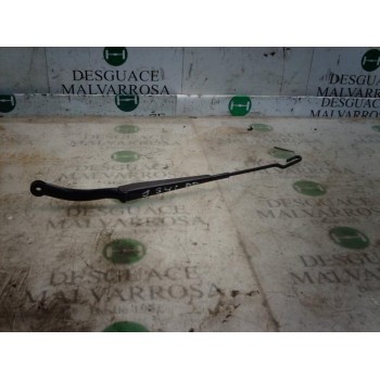 BRAZO LIMPIA DELANTERO DERECHO 