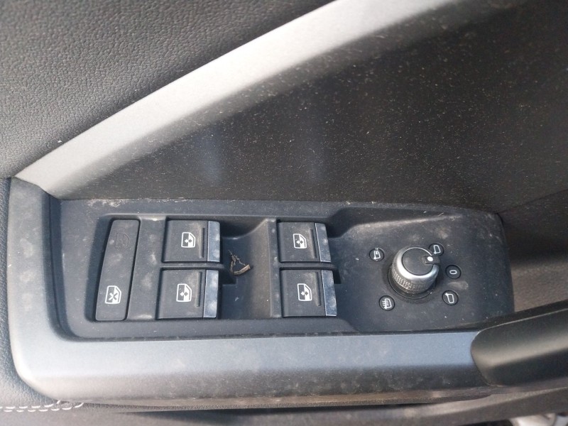 audi q3 sportback (f3n) del año 2022