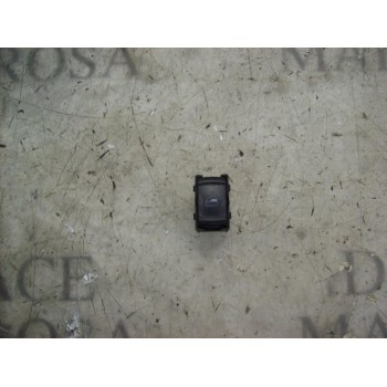 MANDO ELEVALUNAS DELANTERO DERECHO 